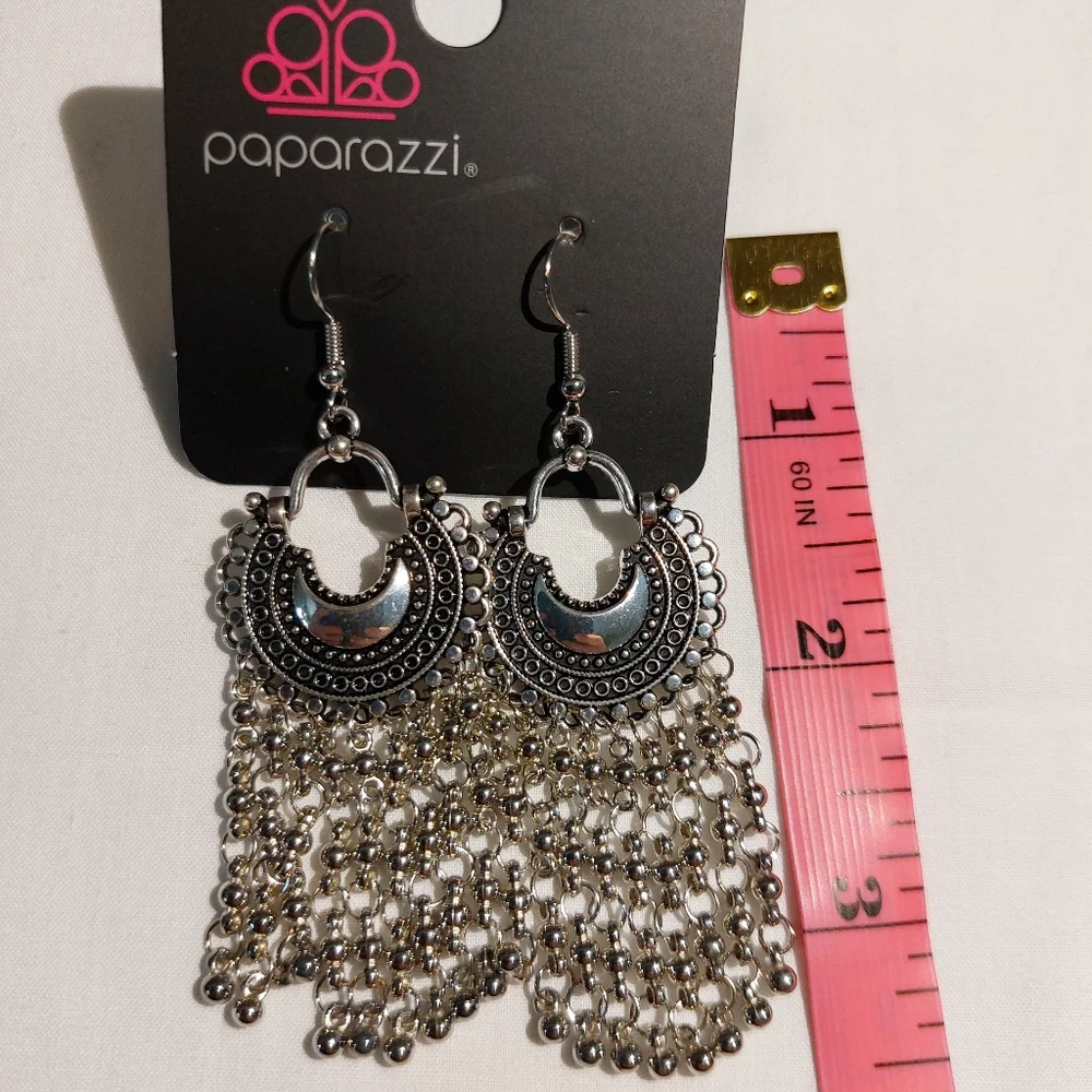 Paparazzi Silver Chandelier Earrings Catching Dreams NWT
